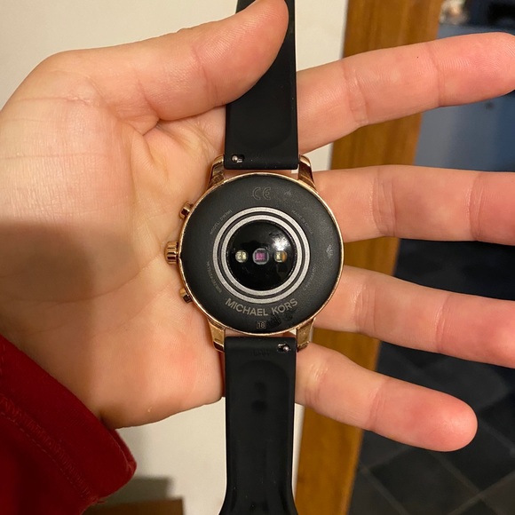 Michael kors access runway smartwatch - Picture 5 of 7